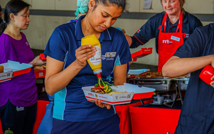 RRT colabora con Qizzle para apoyar a los estudiantes